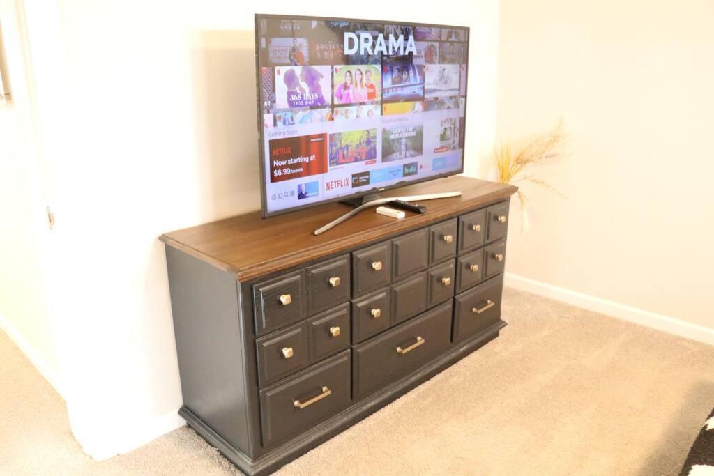 Cowboy Den-Hot Tub-Game Room-Pet Friendly-No Pet Fees! Albuquerque Exterior photo