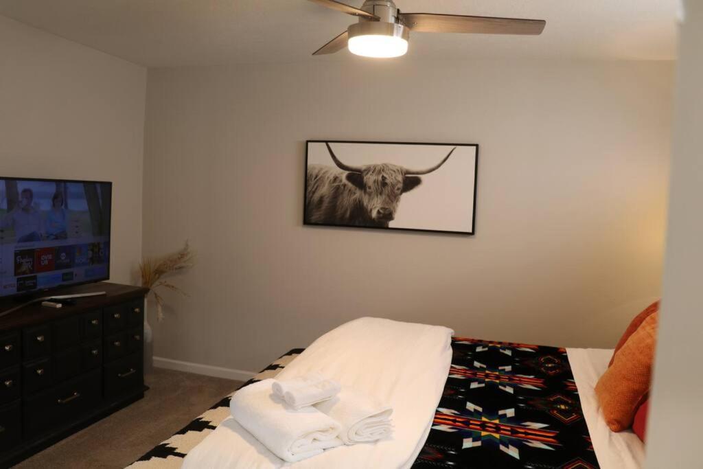 Cowboy Den-Hot Tub-Game Room-Pet Friendly-No Pet Fees! Albuquerque Exterior photo