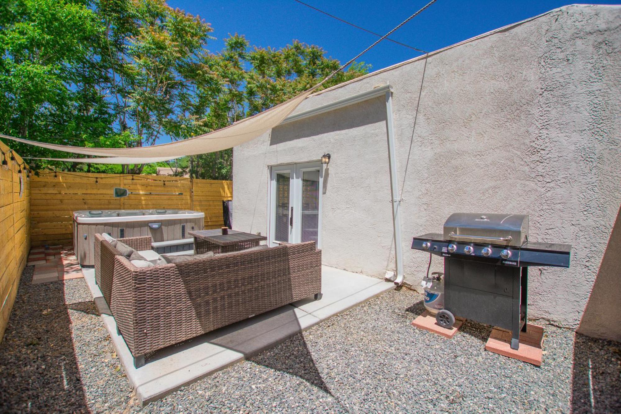 Cowboy Den-Hot Tub-Game Room-Pet Friendly-No Pet Fees! Albuquerque Exterior photo