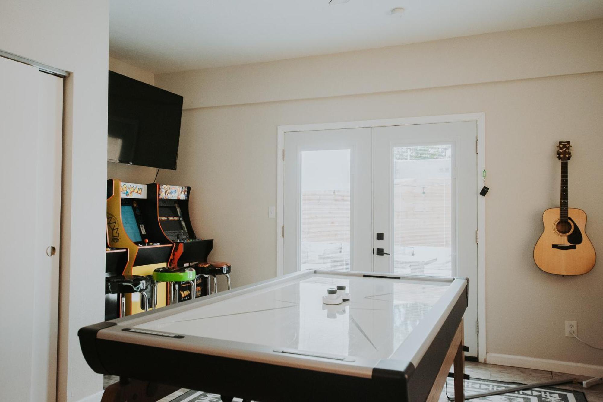 Cowboy Den-Hot Tub-Game Room-Pet Friendly-No Pet Fees! Albuquerque Exterior photo
